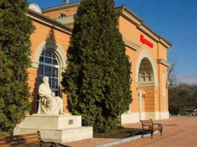 Историко-культурный комплекс на железнодорожной станции Щекино (Ясенки) Историко-культурный комплекс на железнодорожной станции Щекино (Ясенки).